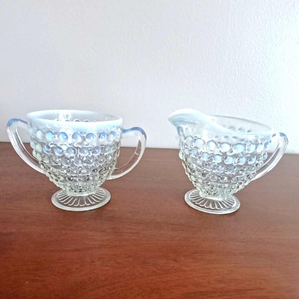EUC Vintage Moonstone Opalescent Hobnail Cream & Sugar Set